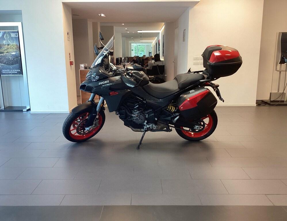 MULTISTRADA V2