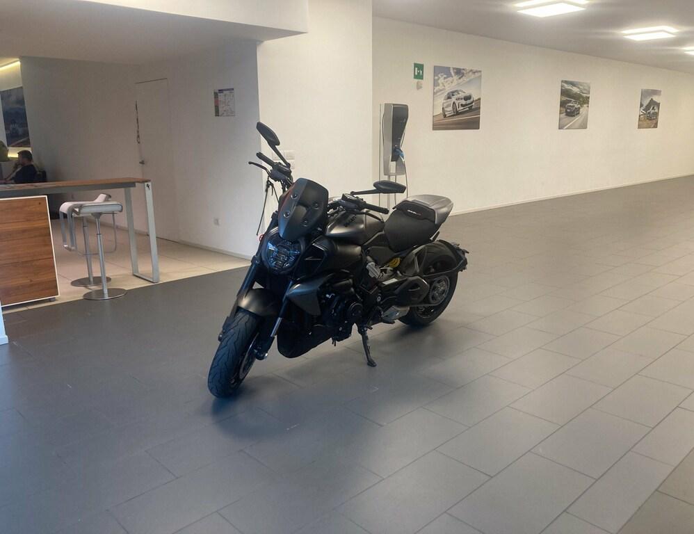 DIAVEL V4