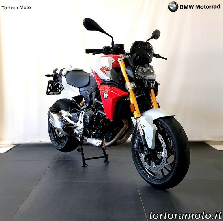 F 900 R