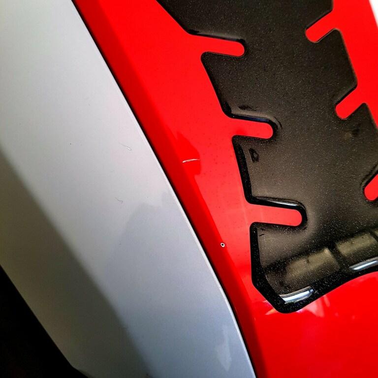 F 900 R