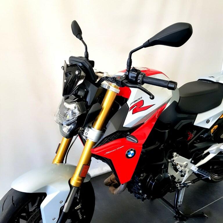 F 900 R