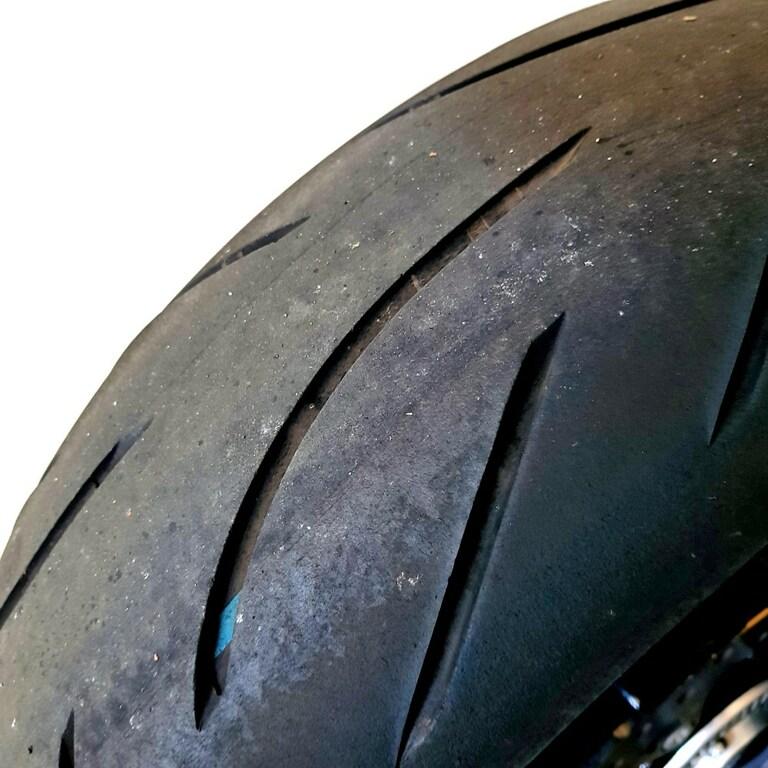 F 900 R