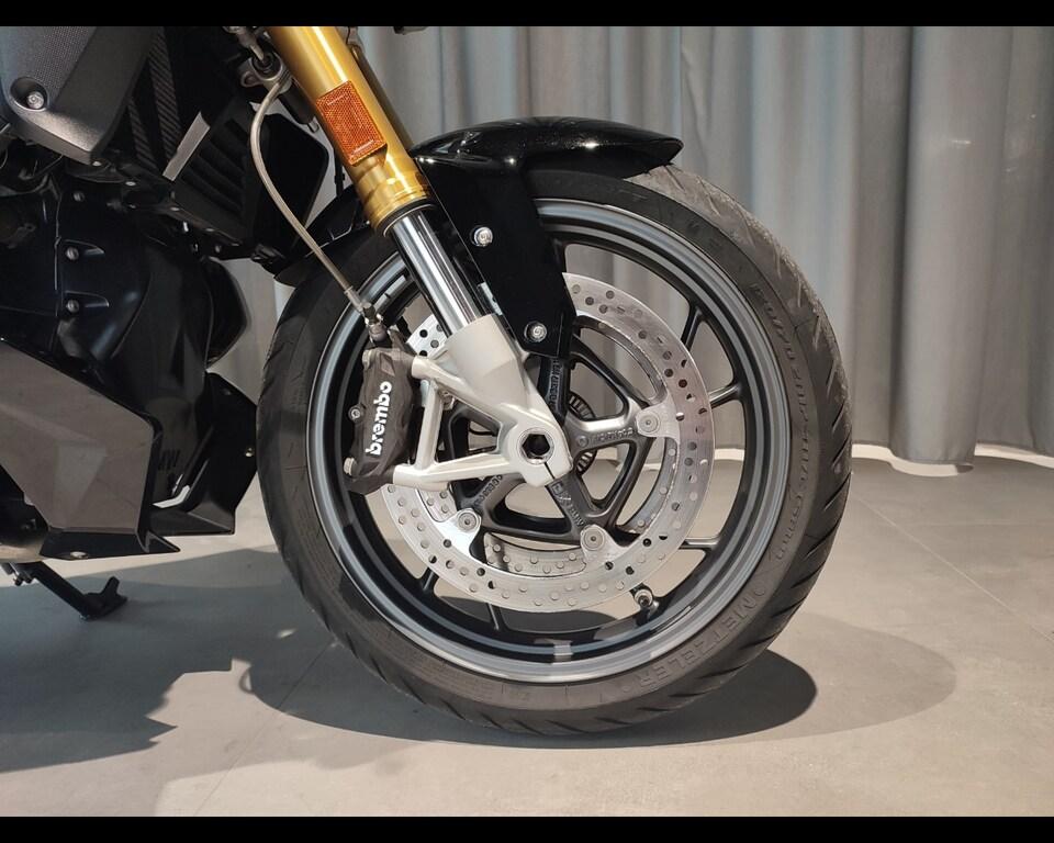 R 1250 R