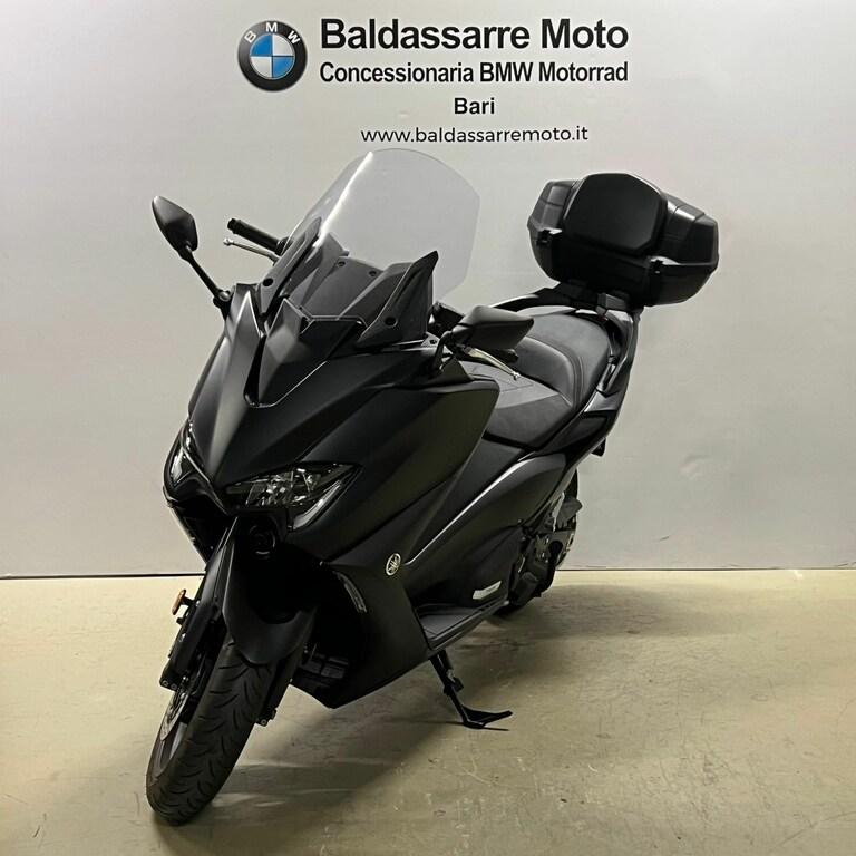 T-MAX 560