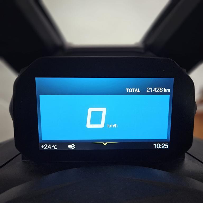 C 400 X