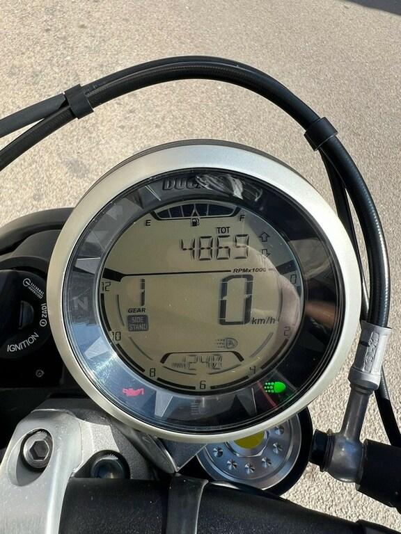 SCRAMBLER 800