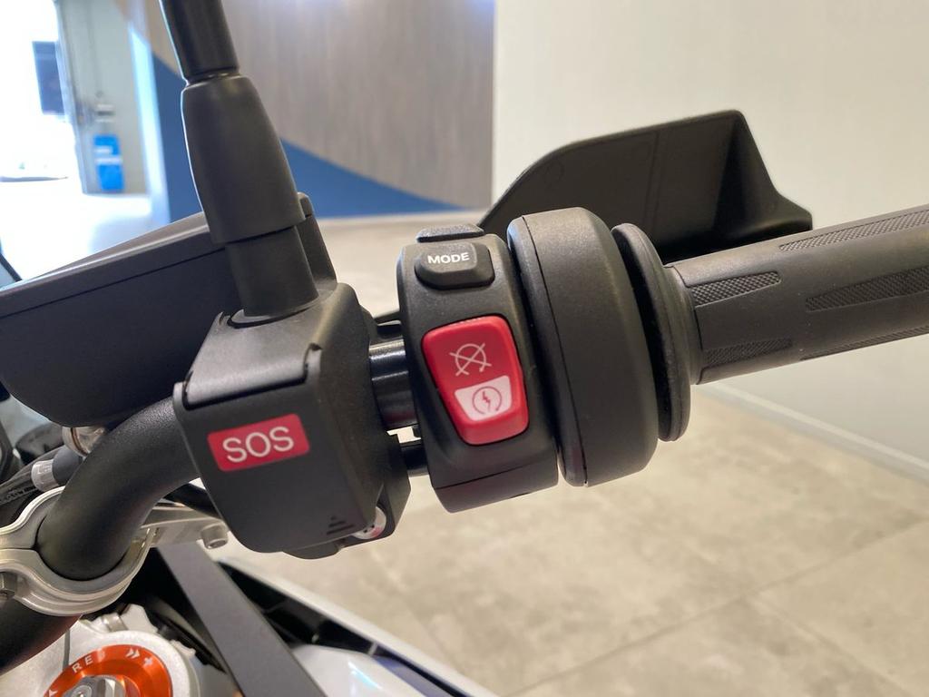 F 900 GS