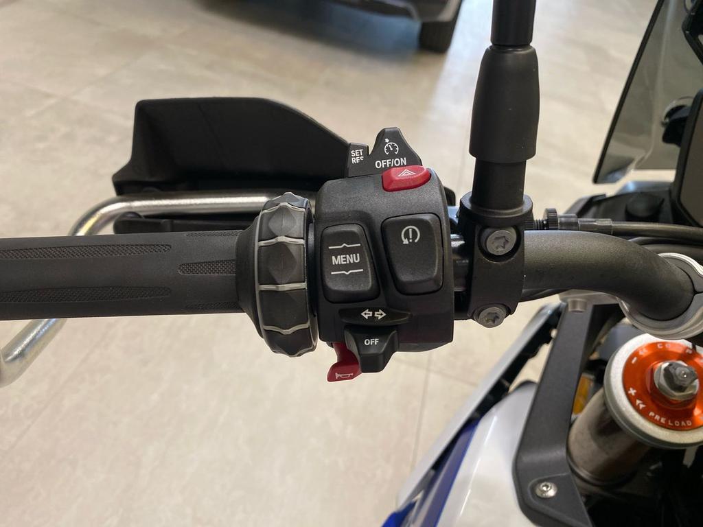 F 900 GS