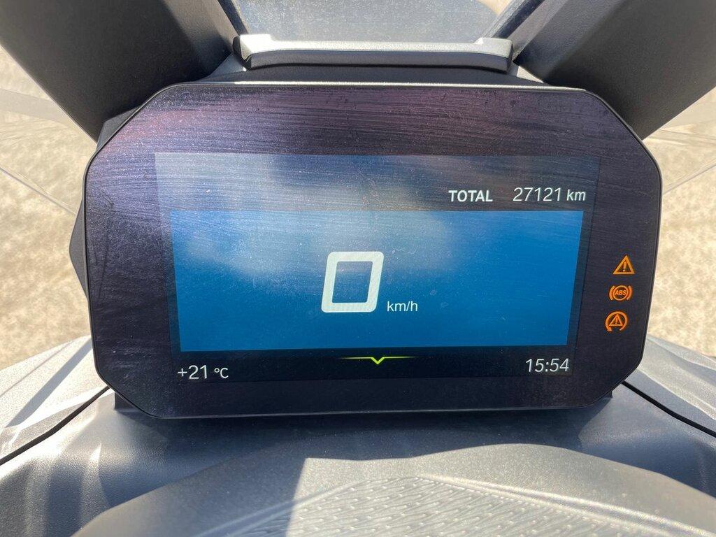 C 400 X