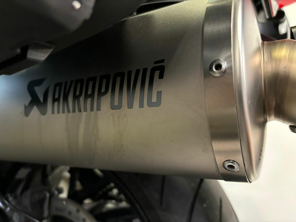 F 800 R