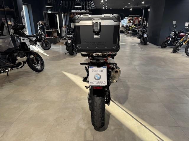 890 ADVENTURE