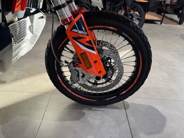 890 ADVENTURE