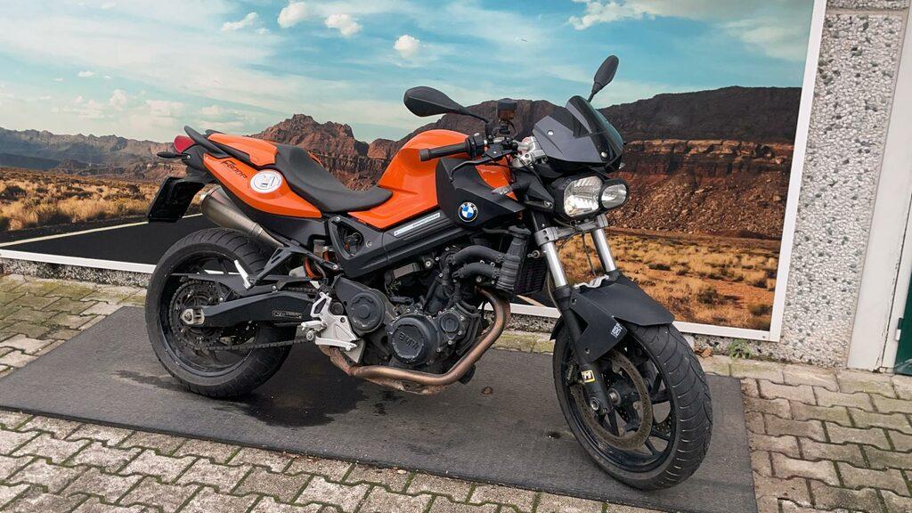 F 800 R