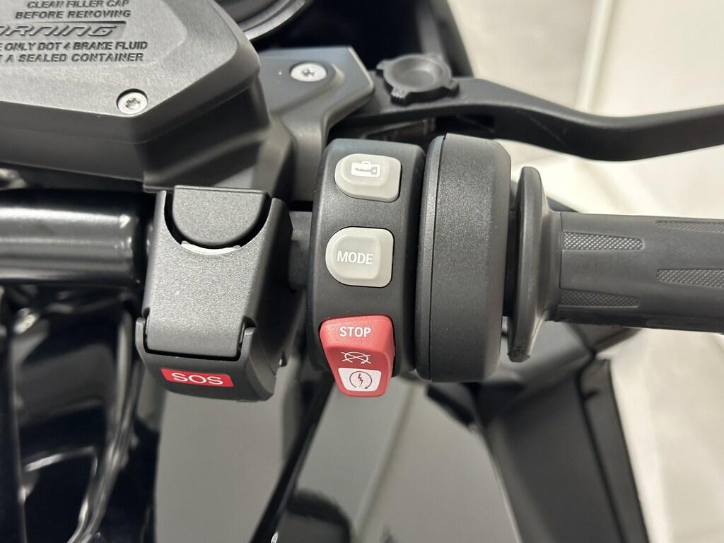 K 1600 B
