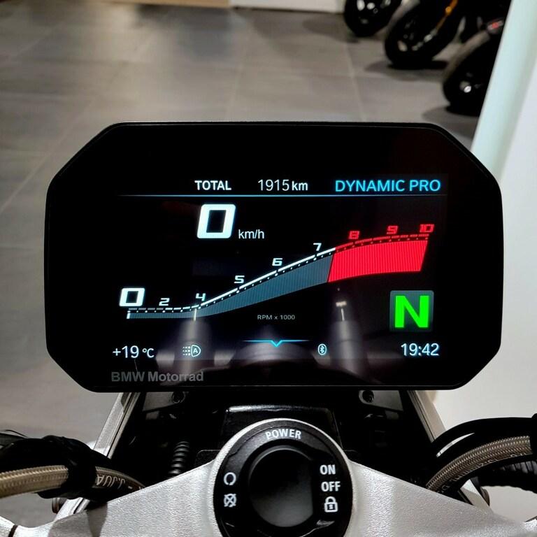 R 1250 R