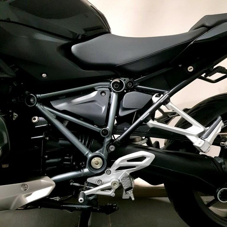 R 1250 R