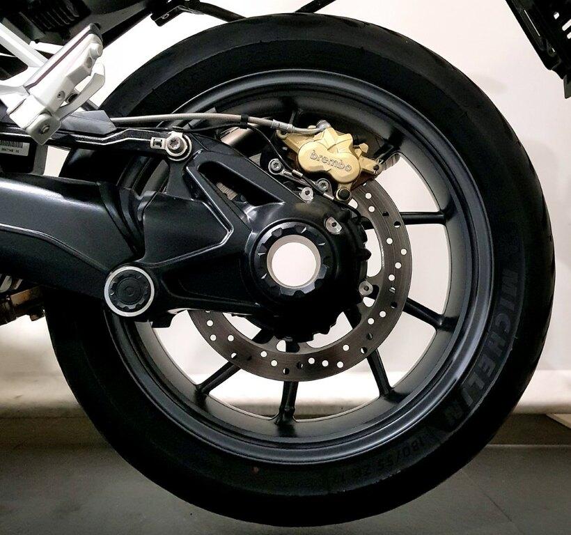 R 1250 R