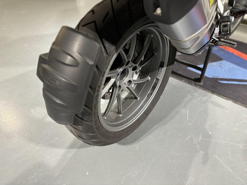 R 1200 GS