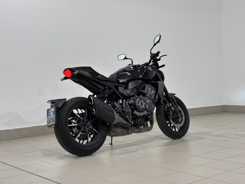 CB 1000 R