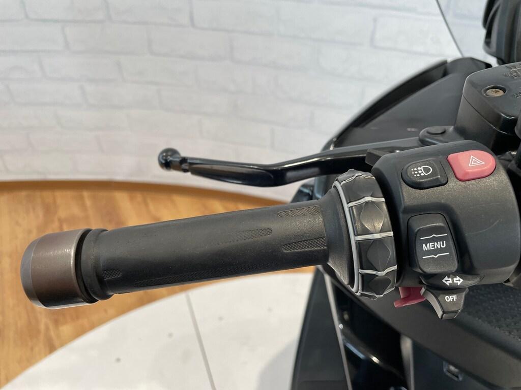 C 400 GT