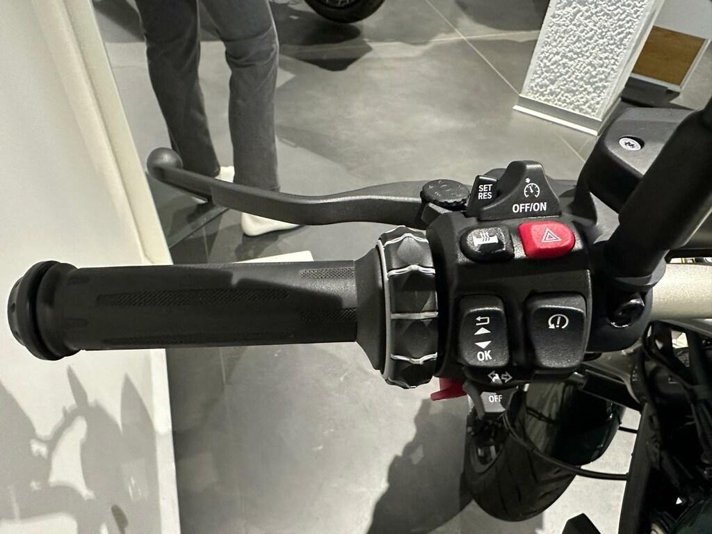 R 12 NINET