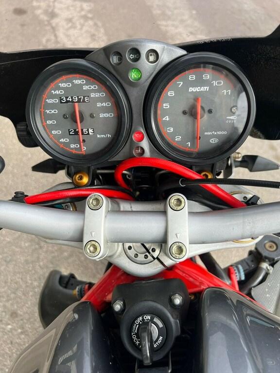 MONSTER 900