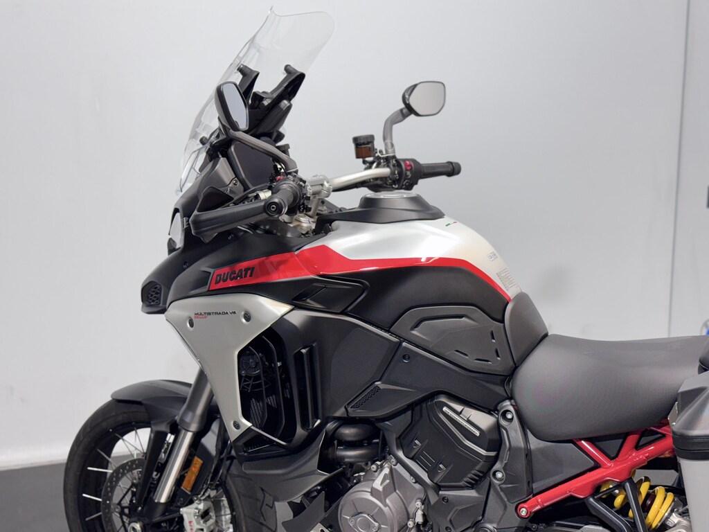 MULTISTRADA V4