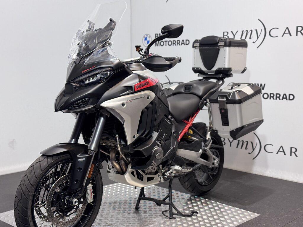 MULTISTRADA V4