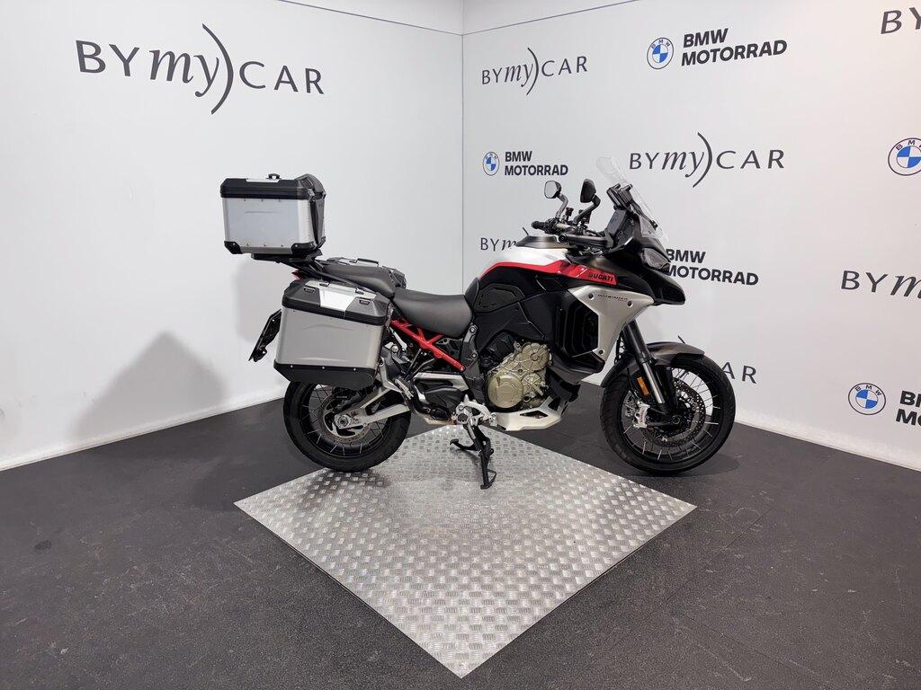 MULTISTRADA V4