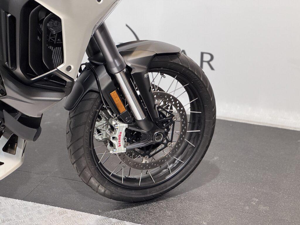 MULTISTRADA V4