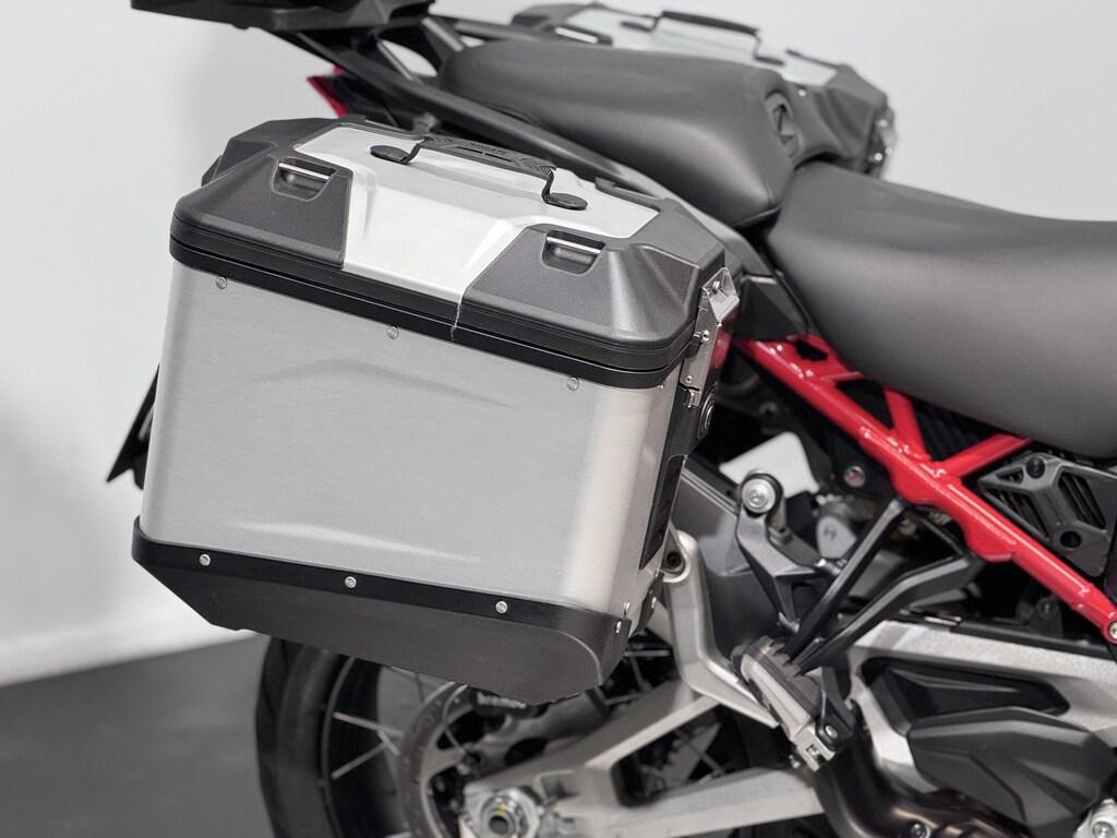 MULTISTRADA V4