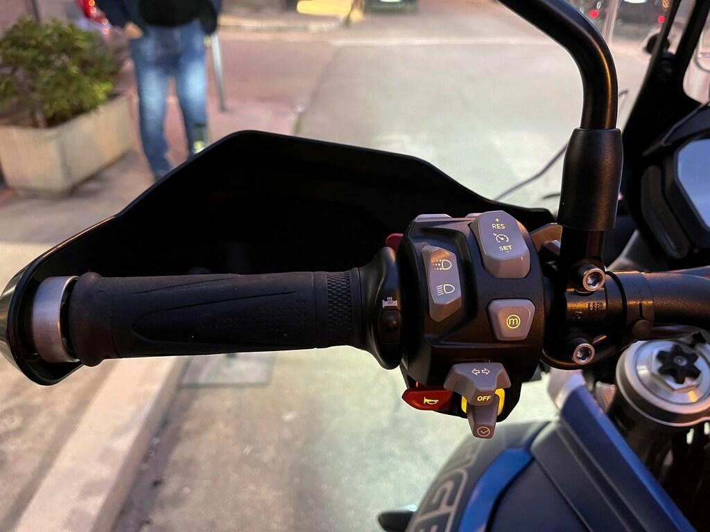 TIGER 800