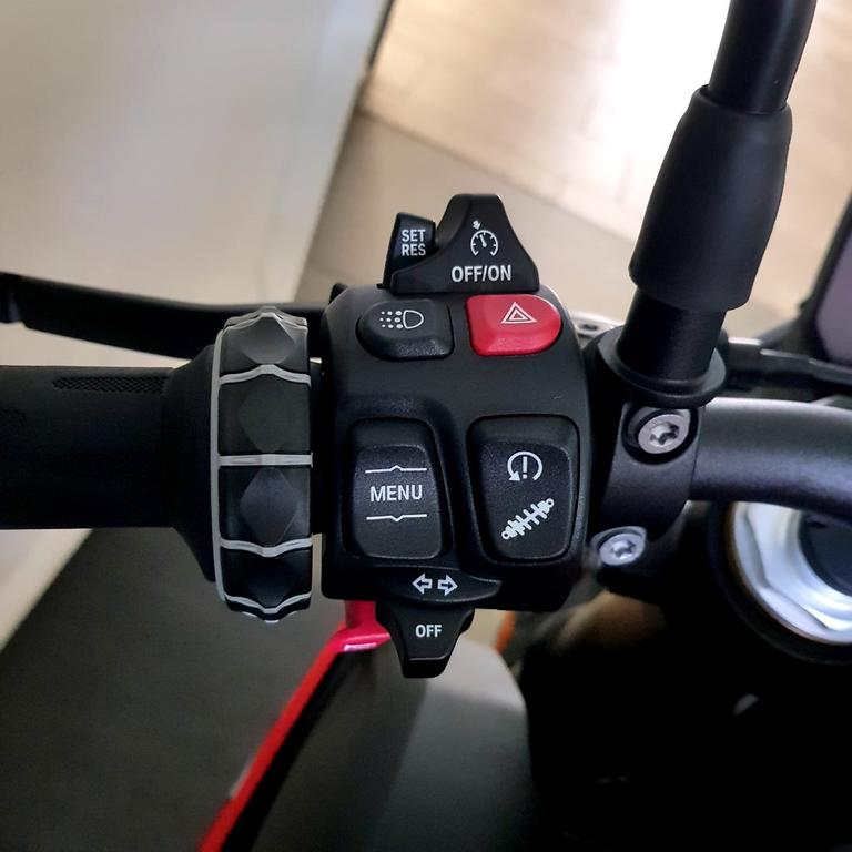 S 1000 R