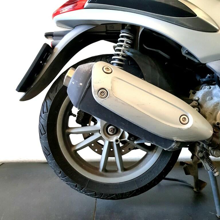 BEVERLY 250
