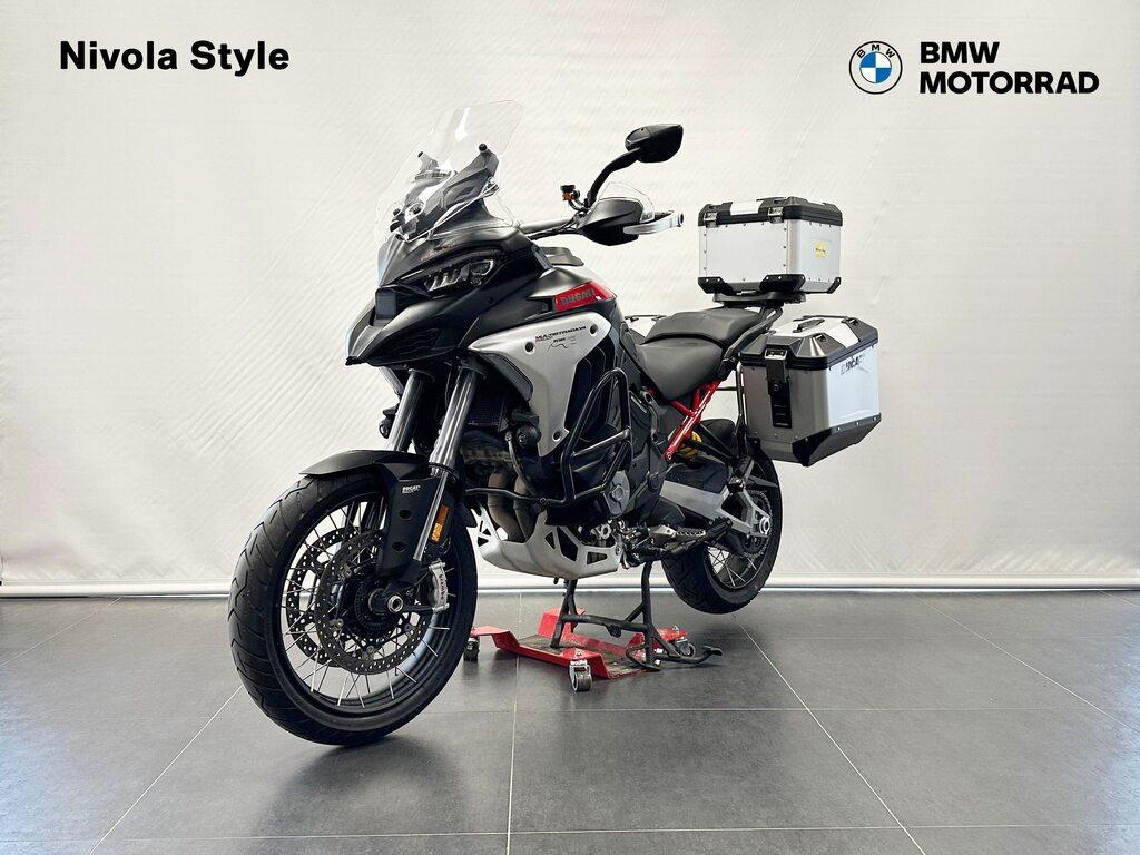MULTISTRADA V4