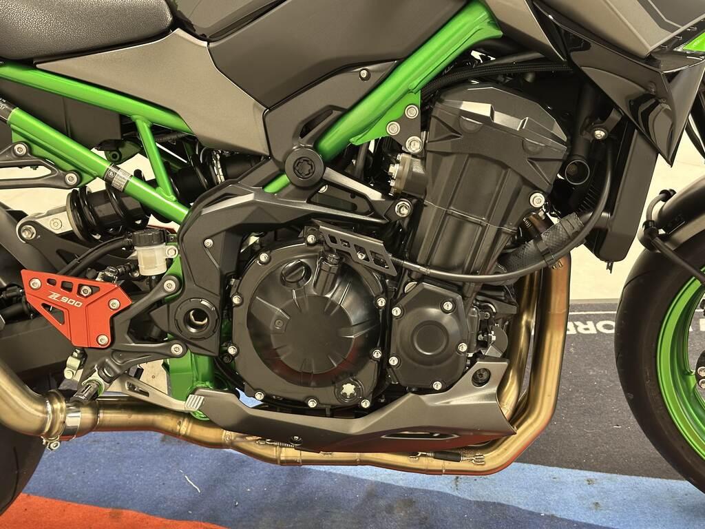 Z 900