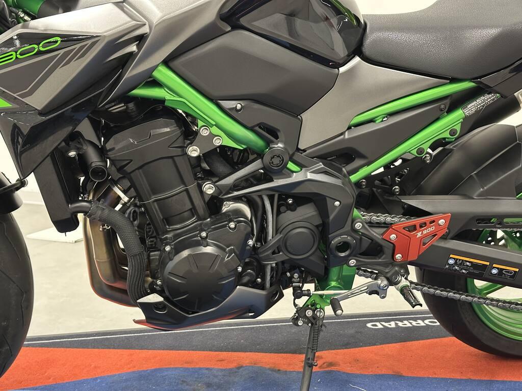 Z 900