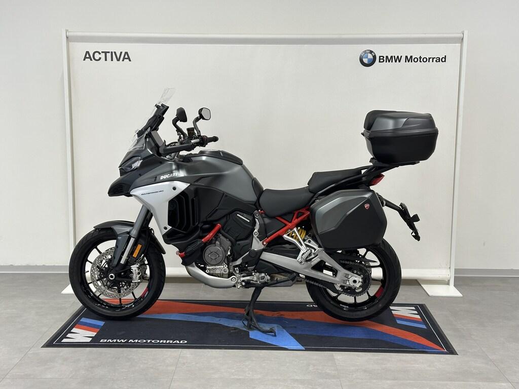 MULTISTRADA V4