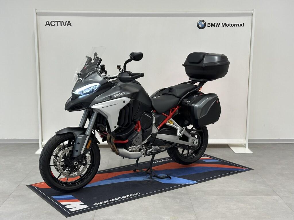 MULTISTRADA V4
