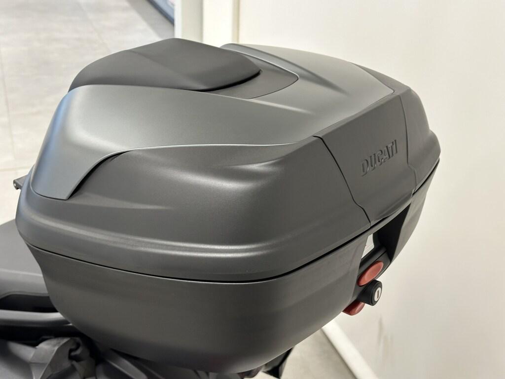 MULTISTRADA V4
