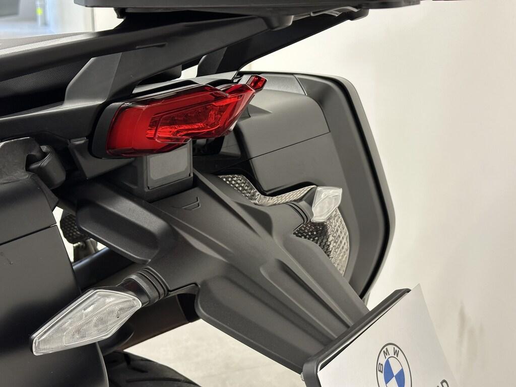 MULTISTRADA V4