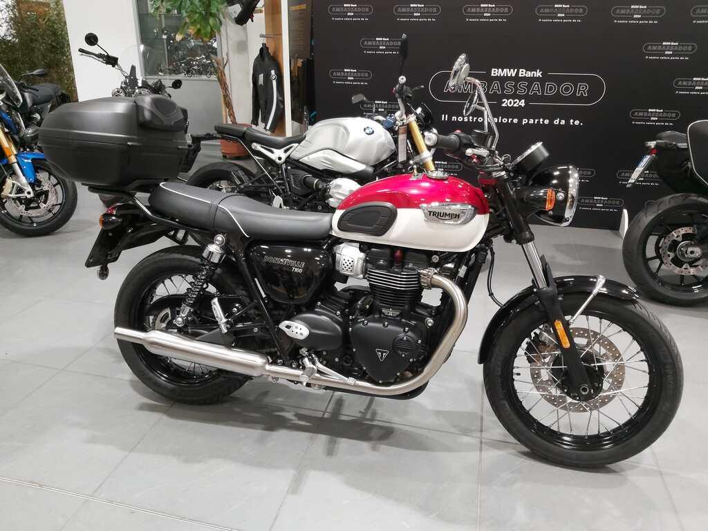 BONNEVILLE 900 T100