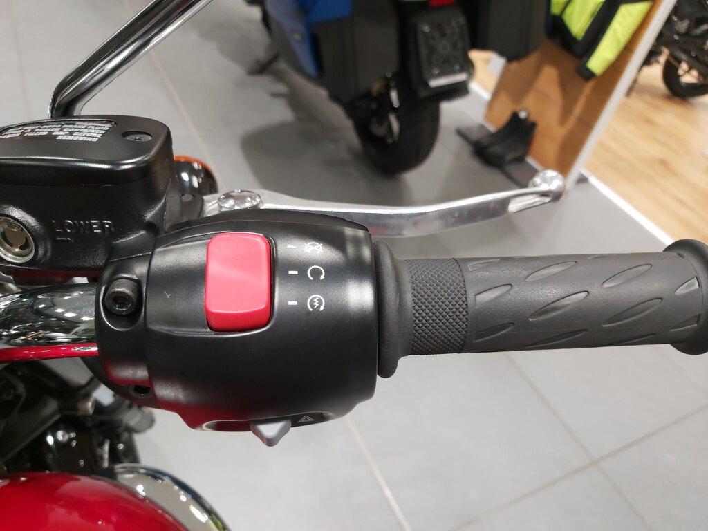 BONNEVILLE 900 T100