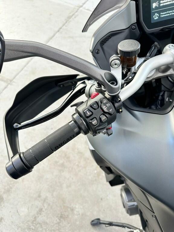 MULTISTRADA V4