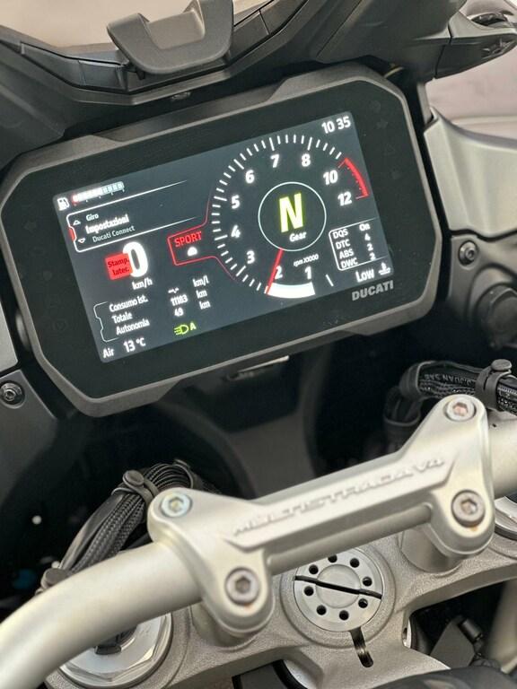 MULTISTRADA V4