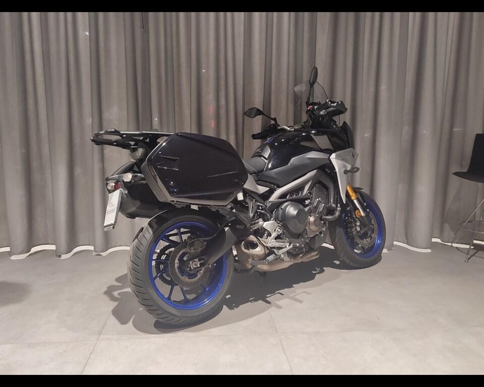 TRACER 900