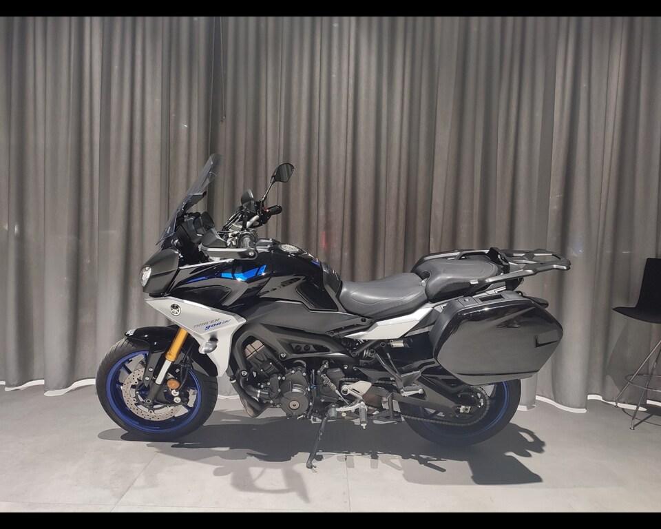 TRACER 900