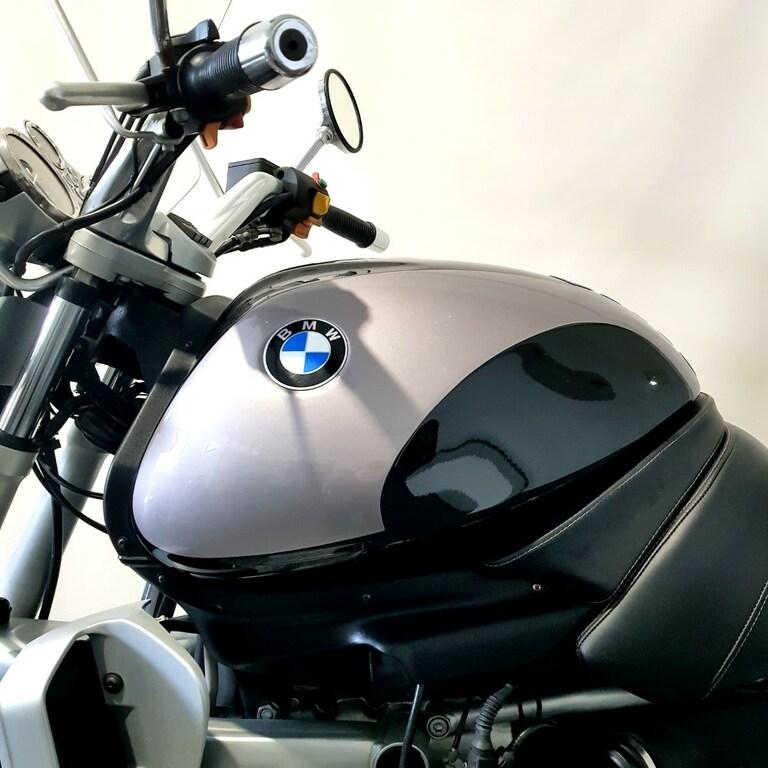 R 850 R