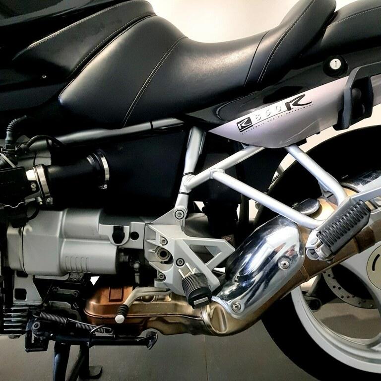 R 850 R