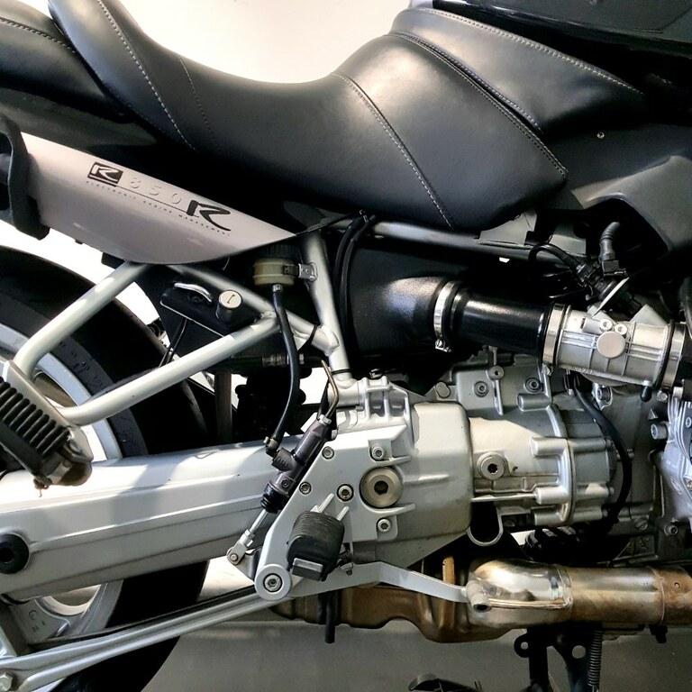 R 850 R